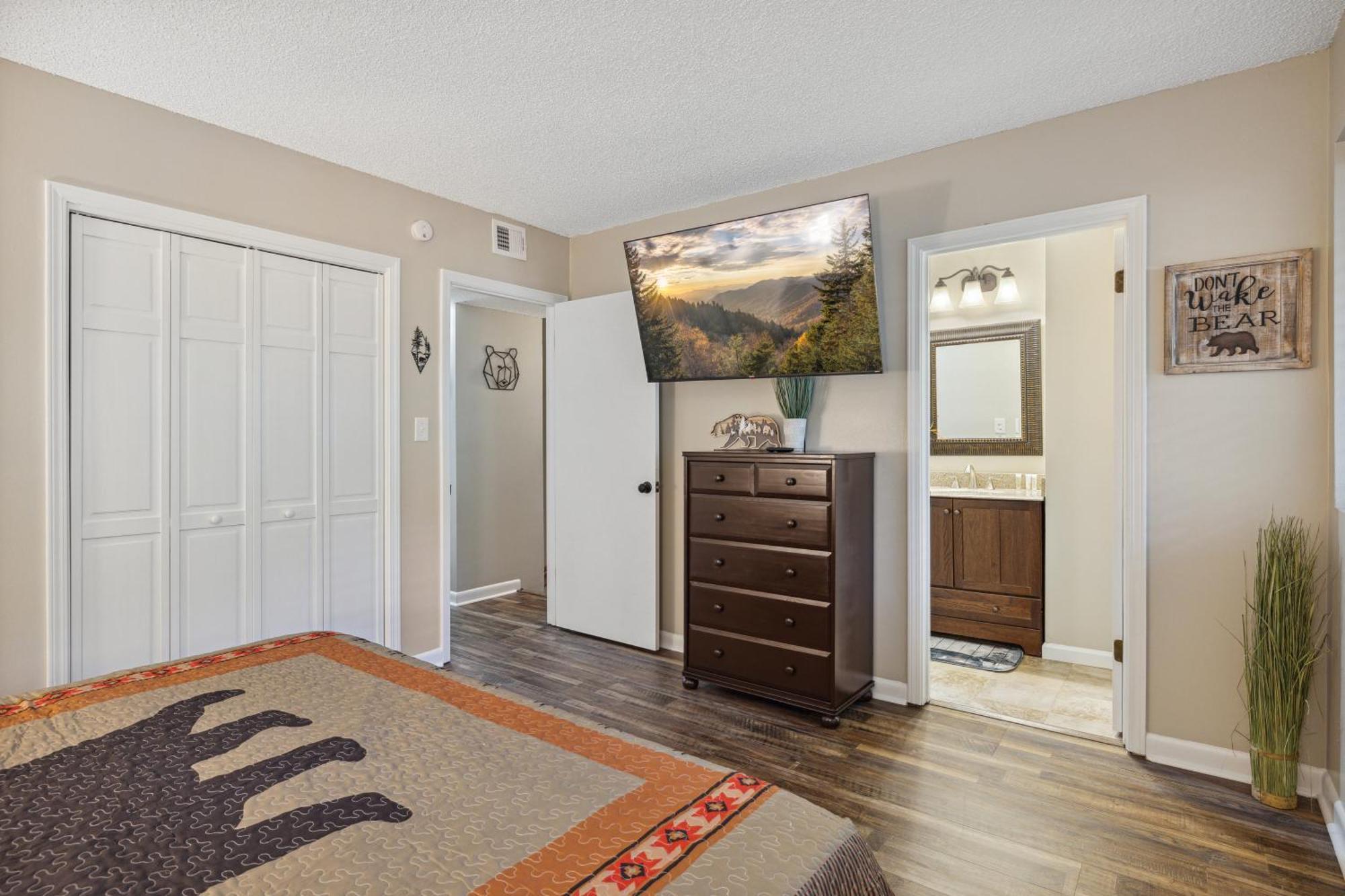 Obear Mountain Is A Newly Updated Condo In Chalet Village Of Gatlinburg! 外观 照片